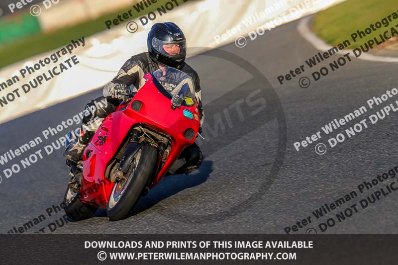 PJM Wedding Photography;enduro digital images;event digital images;eventdigitalimages;mallory park;mallory park photographs;mallory park trackday;mallory park trackday photographs;no limits trackdays;peter wileman photography;racing digital images;trackday digital images;trackday photos